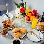 Alykes Family Otel 3*