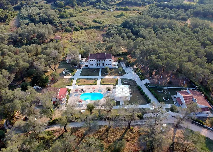 Alykes Family Hotel